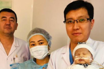 Фотография к новости: Дәрігерлер жүрек ақауымен туған сәбиді аман алып қалды 