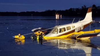 Фотография к новости: АҚШ-та көлге ұшақ құлады