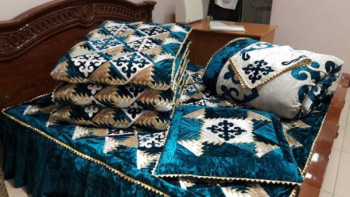 Фотография к новости: Министр: Лондонда қазақтың құрақ көрпесін мыңдаған фунтқа сатып алады