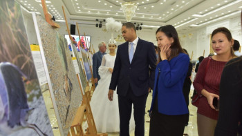 Фотография к новости: Атырауда ерекше фотокөрме ашылды