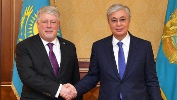 Фотография к новости: Тоқаев Қазақстандағы Ресей елшісін қабылдады