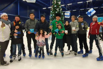 Фотография к новости: ТҮҚЖБ салымшыларына арнап мұз айдында мерекелік кеш өткізді