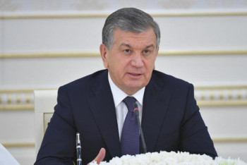 Фотография к новости: Ұшақ апаты: Өзбекстан президенті қазақ халқына көңіл айтты