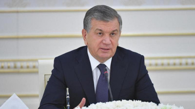 Ұшақ апаты: Өзбекстан президенті қазақ халқына көңіл айтты