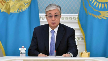 Фотография к новости: Тоқаев: Халқымыз қиын сәтте әрқашан жәрдем беруге әзір тұратындарын көрсетті 