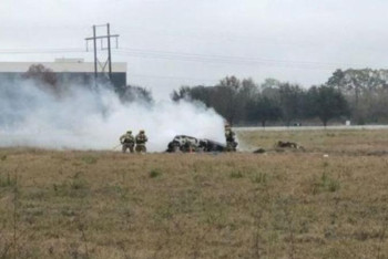 Фотография к новости: АҚШ-та ұшақ құлап, 5 адам қаза тапты