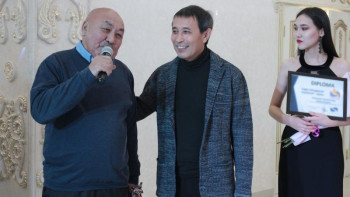 Фотография к новости: Алматыда ұлттық "Құлагер-2019" киножүлдесі табысталды