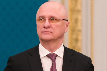 Фотография к новости: Роман Скляр Тоты Әмірованың жазбасына қатысты пікір білдірді