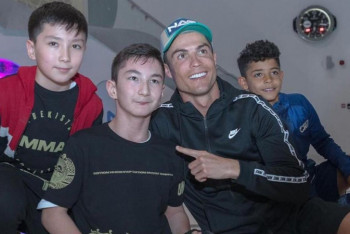 Фотография к новости: Роналду Инстаграмда Әли Тұрғанбеков туралы жазды