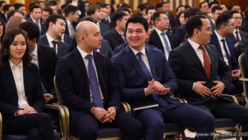 Фотография к новости: Биыл 100 адамды қызметке тағайындауды жоспарлап отырмыз – президент