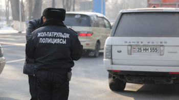 Фотография к новости: Армениядан көлік әкелу үшін сол елдің ықтиярхатын алып жатқандар көп – ІІМ