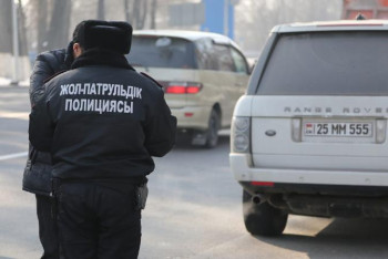 Фотография к новости: Армениядан көлік әкелу үшін сол елдің ықтиярхатын алып жатқандар көп – ІІМ