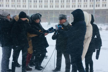 Фотография к новости: Қар құрсауынан бір тәулік ішінде 19 адам құтқарылды