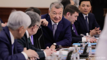 Фотография к новости: 20 млрд-ты неге сұрадың? – Тоқаев Даниал Ахметовке