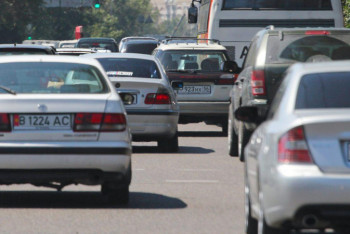 Фотография к новости: Президент шетелдік көлік мәселесіне нүкте қойды – экономика маманы