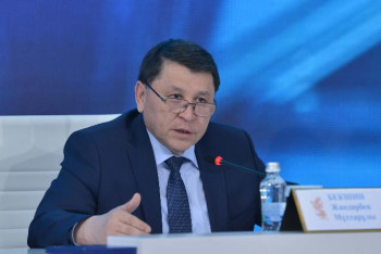 Фотография к новости: Бекшин: Журналистер мен блогерлерден халықты шатастырмауды сұраймыз