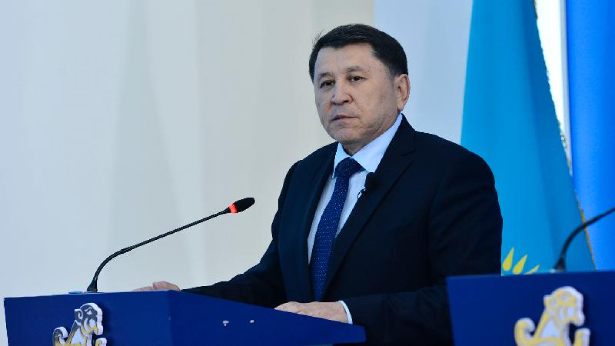 Бекшин: Ауруханаға түскен 8 адамның сынамасы Алматыдағы ғылыми орталыққа жіберілді 