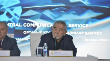 Фотография к новости: Ақындарды халықтың алдында жұптаймыз – Жүрсін Ерман