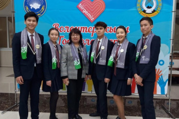 Фотография к новости: Қарағандылық еріктілер тарихи ескерткіштерді қалпына келтіруге көмектеседі