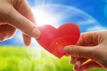 Фотография к новости: Ертіс өңірінде оқушылар ұстазына ота жасату үшін қайырымдылық шарасын өткізді