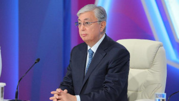 Фотография к новости: Тоқаев: Волонтерлардың басты қызметі – жұмылып жұмыс істеу