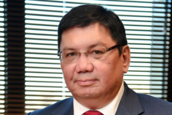 Фотография к новости: Мәжіліс депутаттары ОСК мүшесінің өкілеттігін мерзімінен бұрын тоқтатып тастады