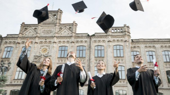 Фотография к новости: Университет рейтингін гранттар шеше ме?