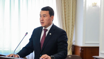 Фотография к новости: Қаржы министрі мемлекеттік сектордағы артық шығыстарды атады