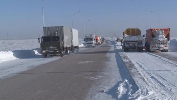 Фотография к новости: Министр Қытайдан келетін ауыр жүк көлігі тоқтатылмағанын айтты