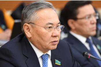 Фотография к новости: Бөлінген ақшаны ақтамасаңдар, үйге емес, түрмеге барасыңдар: Депутат Беларусь президентін үлгі етті