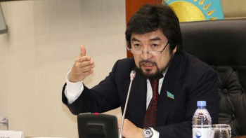 Фотография к новости: Музыкалық культураны қатырдық, бірақ "физический культура" оңбай тұр – Бекболат Тілеухан