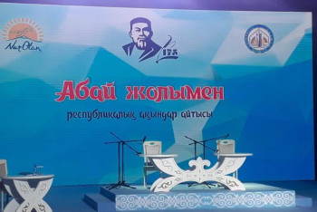 Фотография к новости: Бауыржан Байбек: Биыл елімізде 77 айтыс өтеді