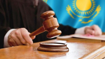 Фотография к новости: Бюджет қаражатын ұрлаған мектеп есепшілері 3 жылға сотталды