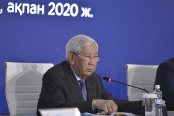 Фотография к новости: Тәуелсіздігіміз Жаңа жылдың тасасында қалып келеді – Жолдасбеков 