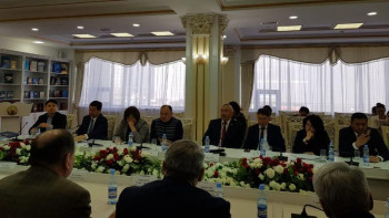 Фотография к новости: Митингке 18-ге толмағандарға қатысуға рұқсат берілуі мүмкін