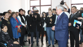 Фотография к новости: Таразда аналардың проблемасын шешетін орталық ашылды