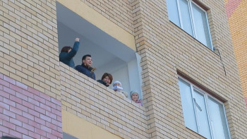 Фотография к новости: Атырауда тұрғын үй сертификаттарын беру жалғасады 