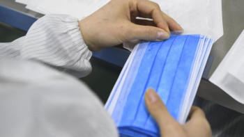 Фотография к новости: Қарағандыда медициналық маскалар шығарылатын болады 