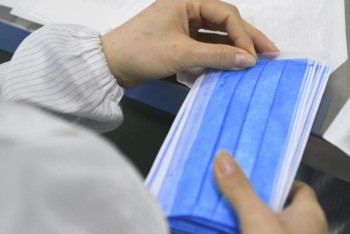 Фотография к новости: Қарағандыда медициналық маскалар шығарылатын болады 