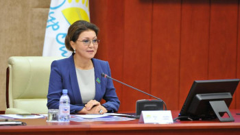 Фотография к новости: Өзбекстан мен Қырғызстаннан үлгі алыңдар – Дариға Назарбаева