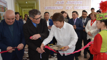 Фотография к новости: Қарағандыда "Жыршы-жырау" сыныбы ашылды