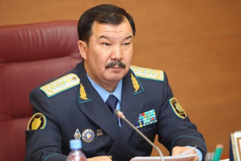 Фотография к новости: Асхат Дауылбаев бұрынғы қызметінде қалатын болды