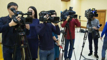 Фотография к новости: Бейбіт жиналыстар туралы заң жобасында журналистердің құқығы мен міндеттері қажет пе?