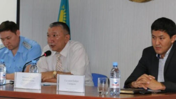 Фотография к новости: Коронавирус: Көшеде маска киіп жүріп, індеттен сақтана алмайды 