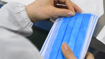 Фотография к новости: ﻿Масканың көбі алыпсатарлар қолына өткен – министр