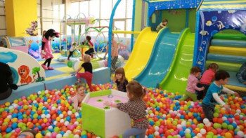 Фотография к новости: Балаларды адам көп шоғырланатын жерге апармаған дұрыс - Біртанов 