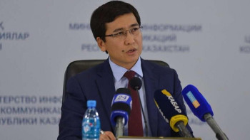 Фотография к новости: Оқушыларды қашықтан оқытуға дайындалып жатырмыз – Аймағамбетов