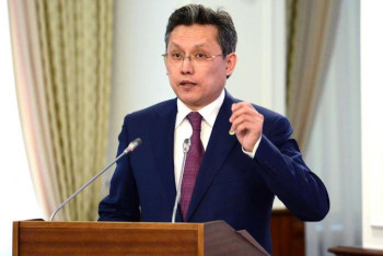 Фотография к новости: Бақыт Сұлтанов фуд-корт сатушыларына кеңес берді 