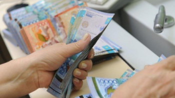 Фотография к новости: Карантин кезінде жұмысшылардың жалақысы төлене ме?