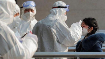 Фотография к новости: Карантинде жатқан қыздың анасы дәрігерлерге алғыс айтты